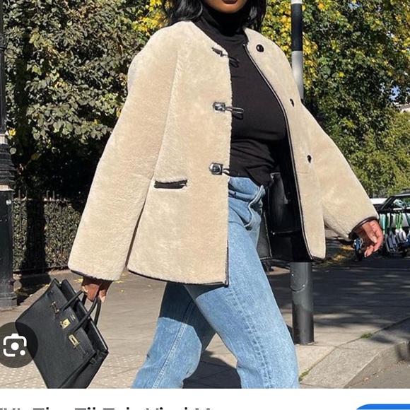 Mango Fur-effect coat with appliqués - Picture 8 of 8